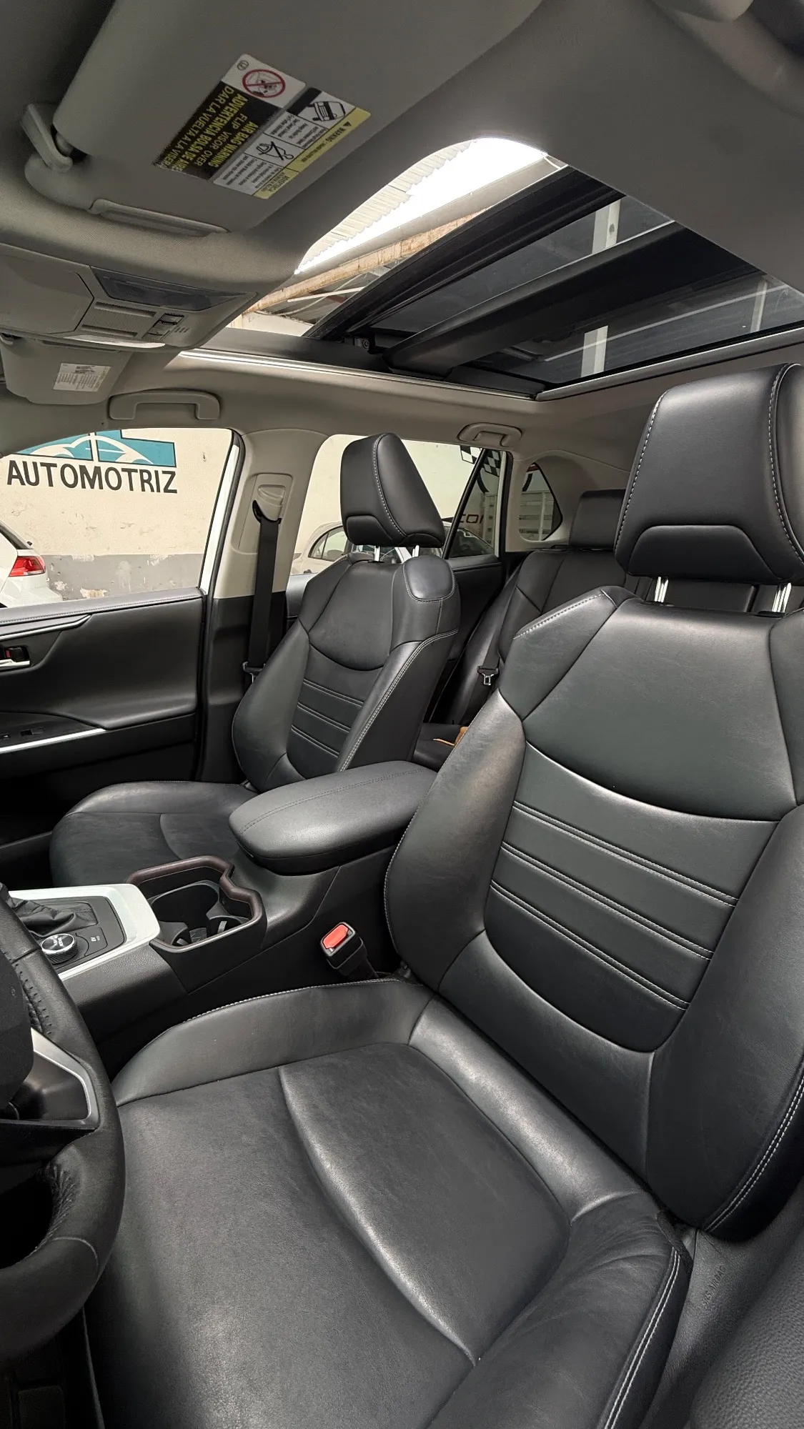 Toyota RAV4 Hybrid Limitid 2021 — foto 10