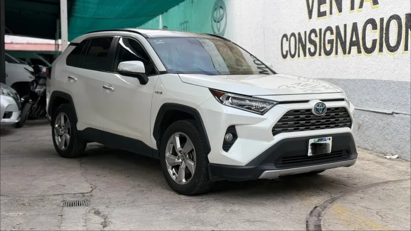 Toyota RAV4 2021